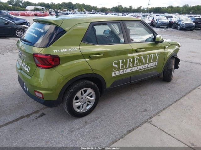 2022 HYUNDAI VENUE SE 4