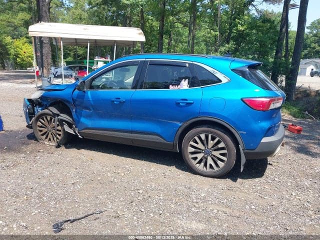 2020 FORD ESCAPE TITANIUM 3