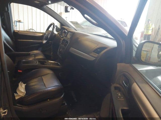2017 DODGE GRAND CARAVAN GT 5