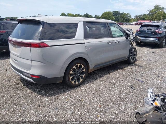 2024 KIA CARNIVAL MPV EX 4