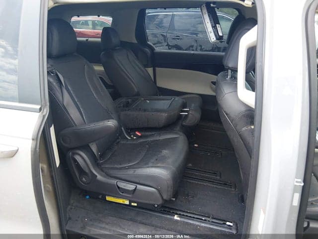 2024 KIA CARNIVAL MPV EX 8