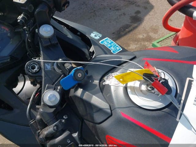 2022 HONDA CBR300 R 11