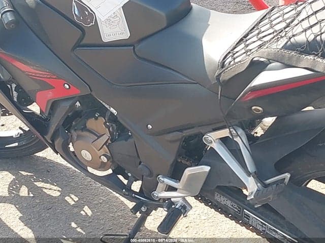 2022 HONDA CBR300 R 9