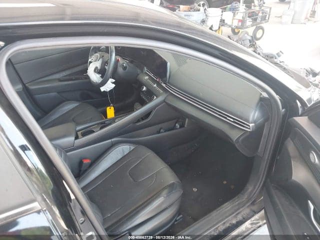 2023 HYUNDAI ELANTRA LIMITED 5