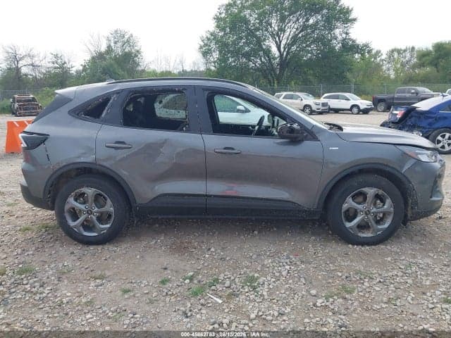 2025 FORD ESCAPE ST-LINE 13