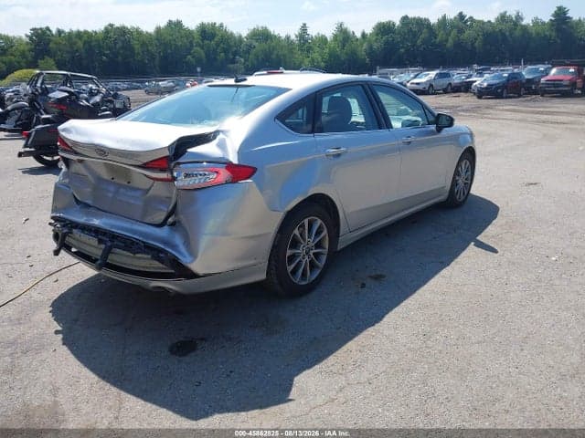 2017 FORD FUSION SE 4