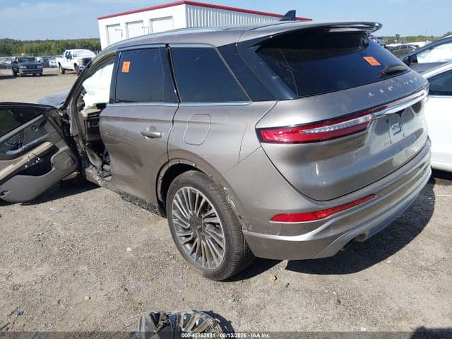 2020 LINCOLN CORSAIR RESERVE 3