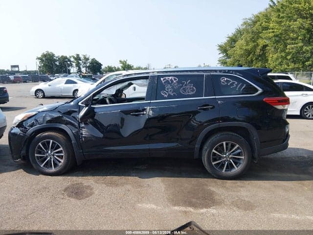 2018 TOYOTA HIGHLANDER XLE 14