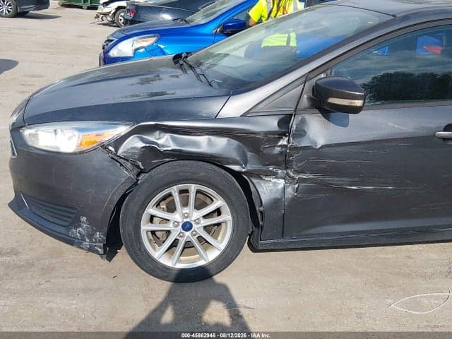 2017 FORD FOCUS SE 6