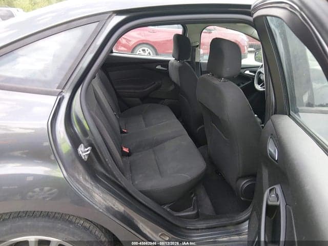 2017 FORD FOCUS SE 8