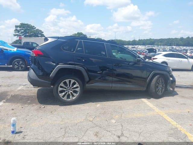 2019 TOYOTA RAV4 XLE PREMIUM 13