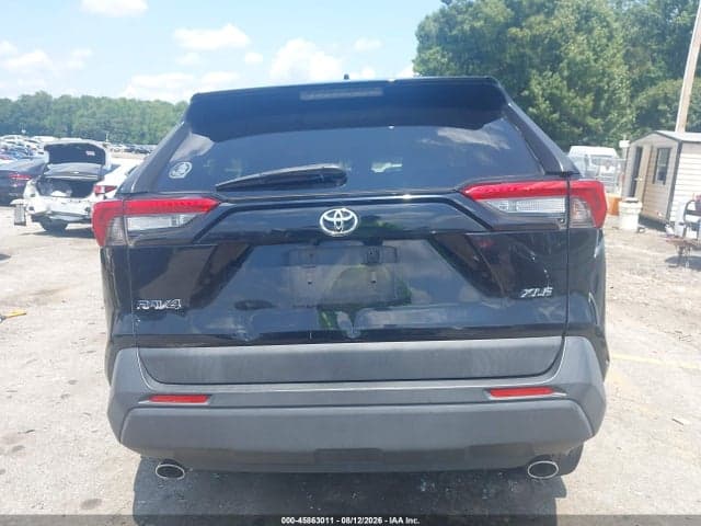 2019 TOYOTA RAV4 XLE PREMIUM 16