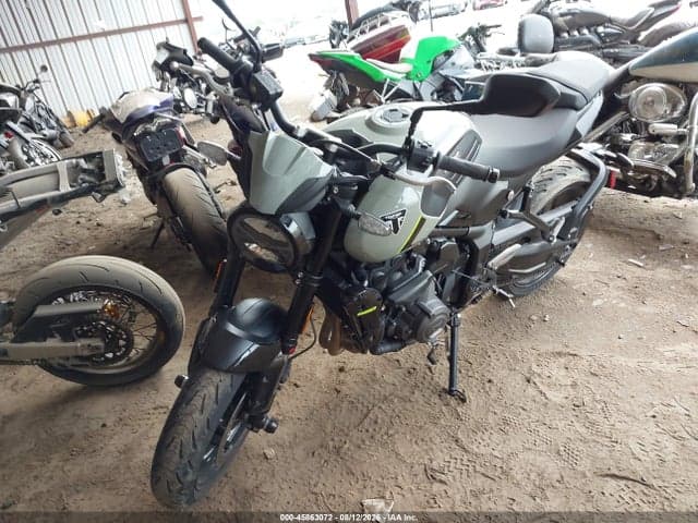 2026 TRIUMPH TRIDENT 900 2