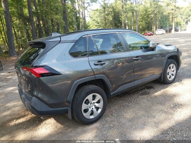 2019 TOYOTA RAV4 LE 4