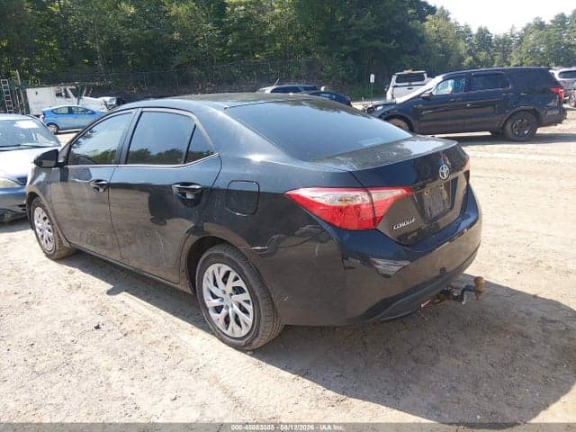 2018 TOYOTA COROLLA LE 3