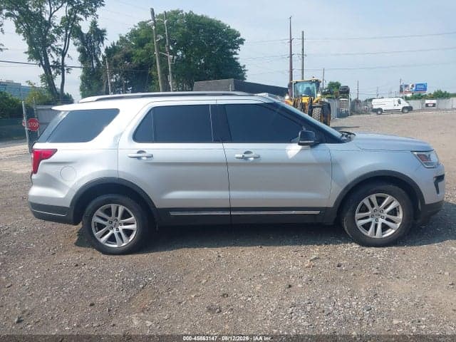 2018 FORD EXPLORER XLT 11