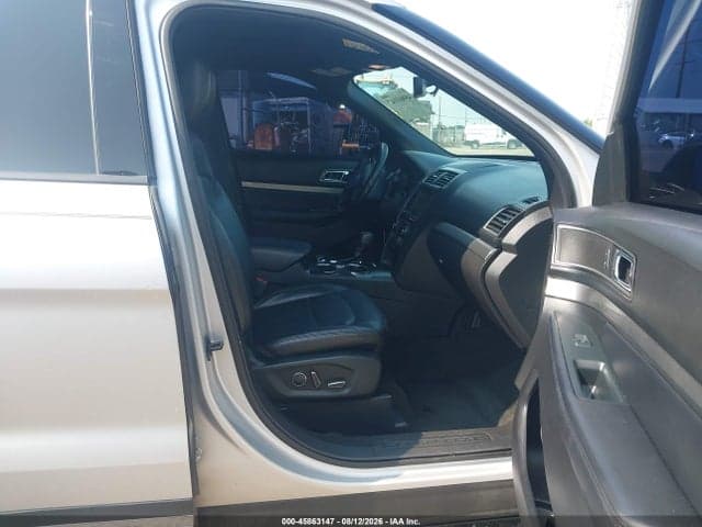2018 FORD EXPLORER XLT 5