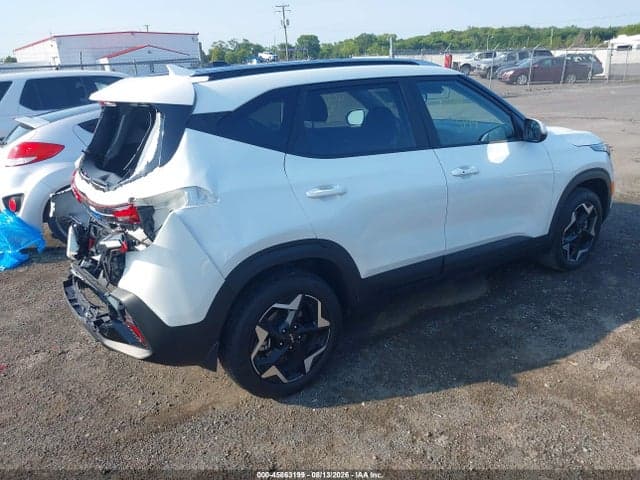 2025 KIA SELTOS S 4