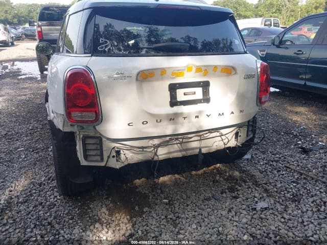 2018 MINI COUNTRYMAN COOPER 6