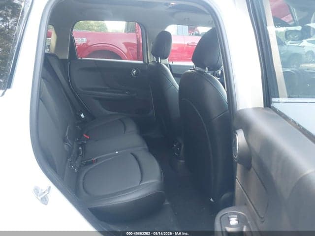2018 MINI COUNTRYMAN COOPER 8