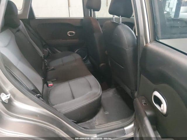 2019 KIA SOUL + 8