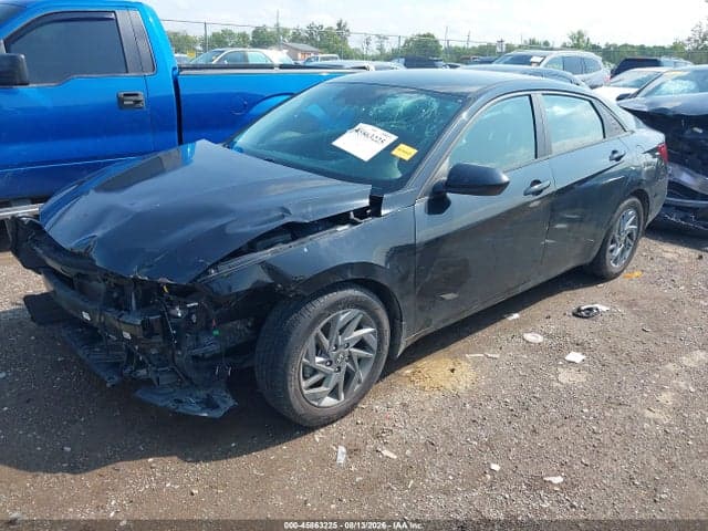 2024 HYUNDAI ELANTRA SEL 2