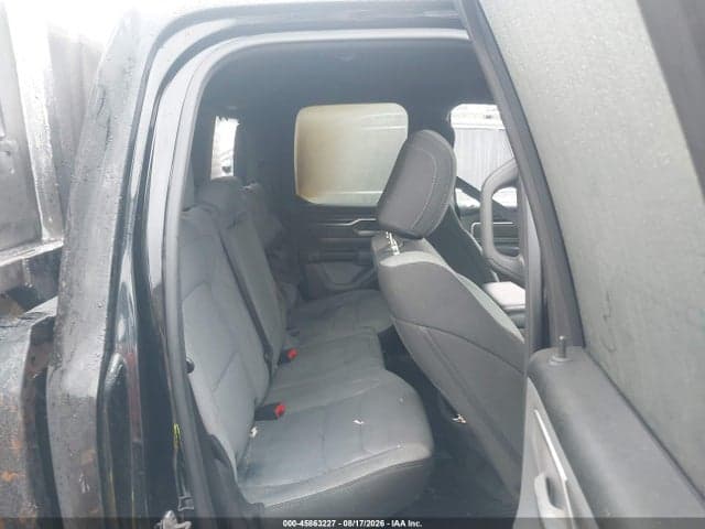2021 RAM 1500 8