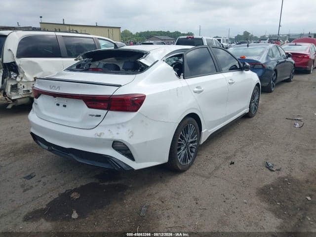 2022 KIA FORTE GT-LINE 4