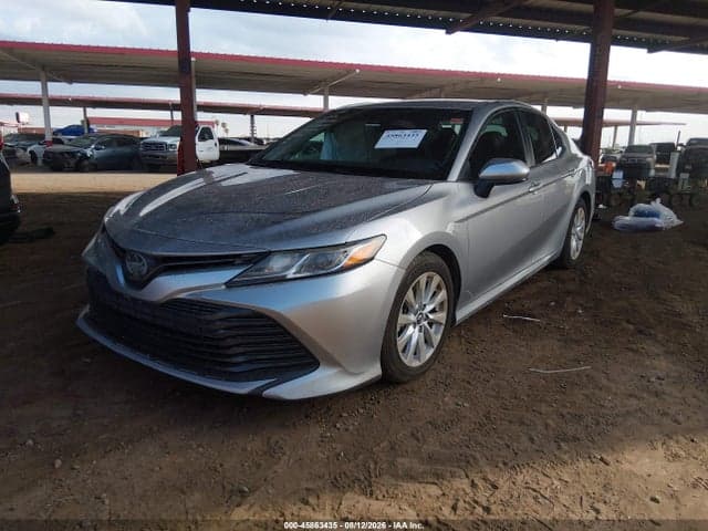 2018 TOYOTA CAMRY LE 2