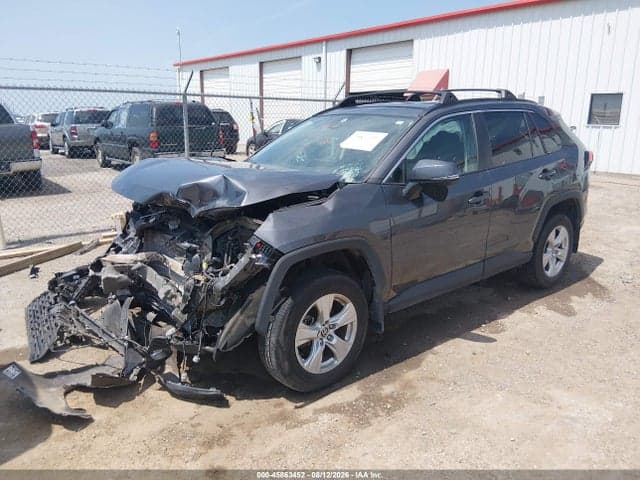 2021 TOYOTA RAV4 XLE 2