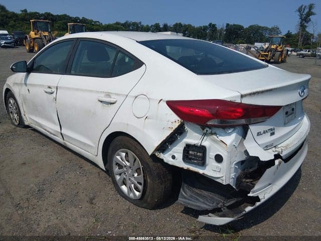 2018 HYUNDAI ELANTRA SE 3