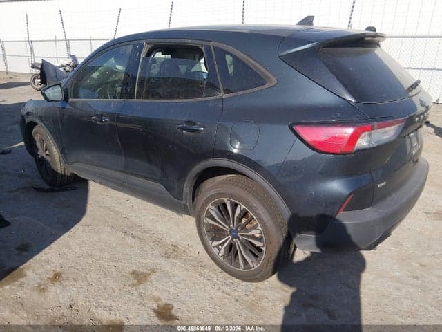 2022 FORD ESCAPE SE 3