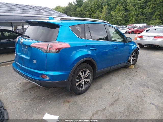 2017 TOYOTA RAV4 XLE 4