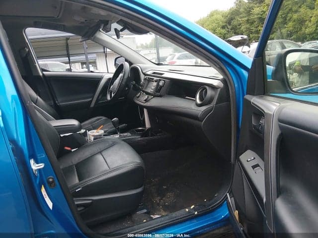 2017 TOYOTA RAV4 XLE 5