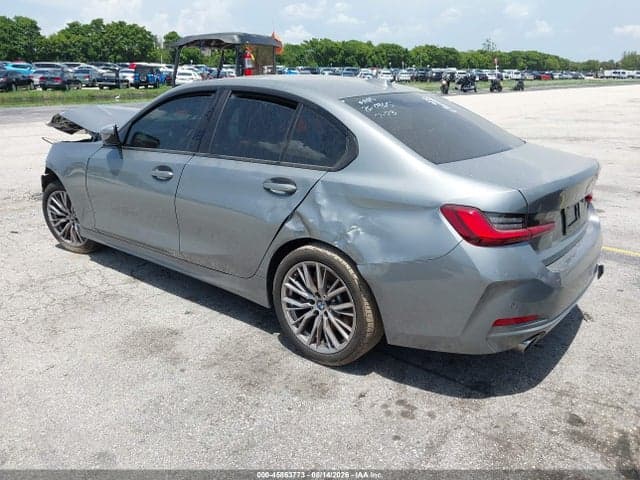 2023 BMW 330I 3