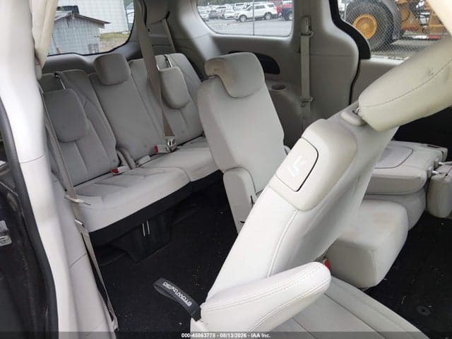 2017 CHRYSLER PACIFICA TOURING 8