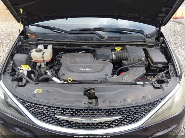 2017 CHRYSLER PACIFICA TOURING 10