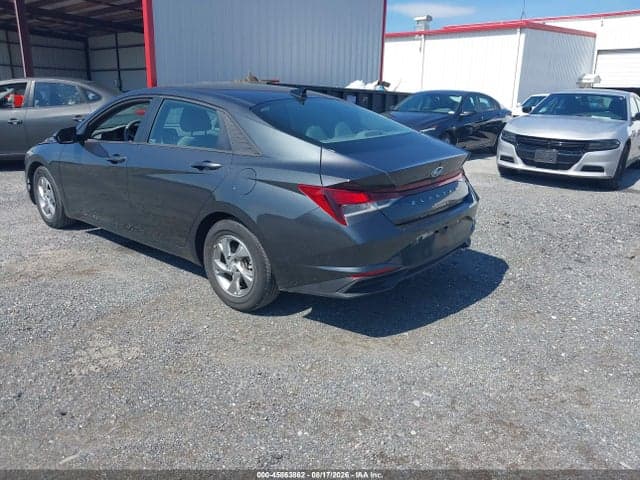 2021 HYUNDAI ELANTRA SE 3