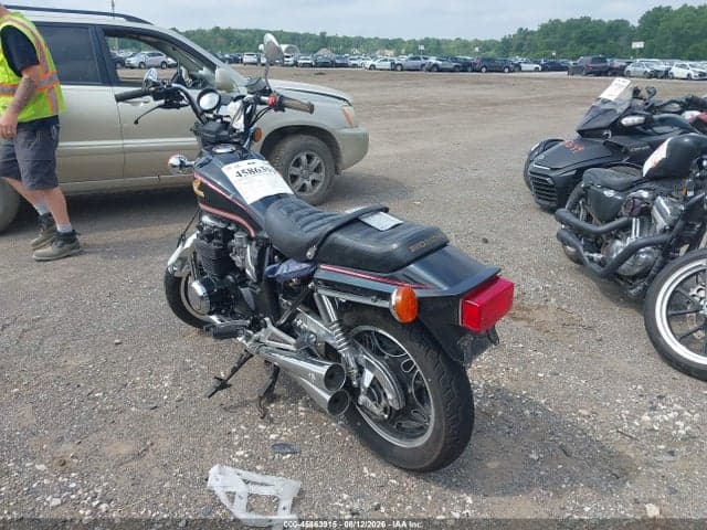 1982 HONDA CB650 SC 3
