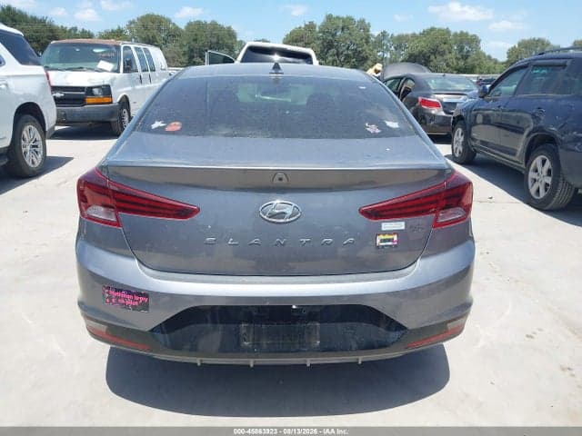 2020 HYUNDAI ELANTRA SEL 16