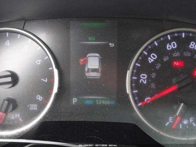 2019 TOYOTA RAV4 LE 7
