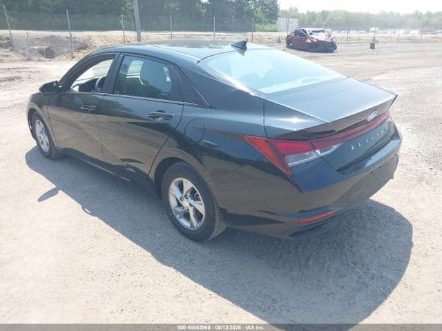 2021 HYUNDAI ELANTRA SE 3
