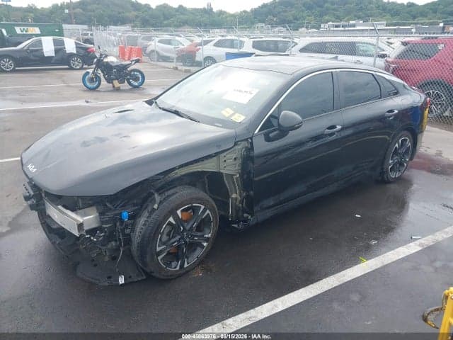 2022 KIA K5 GT-LINE 2