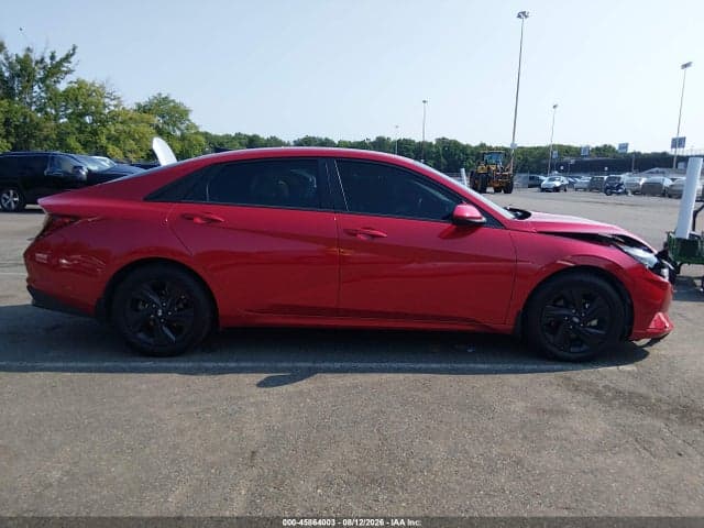 2022 HYUNDAI ELANTRA SEL 13