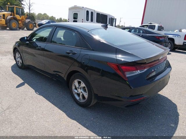 2021 HYUNDAI ELANTRA SE 3