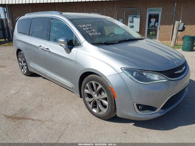 2019 CHRYSLER PACIFICA LIMITED 1