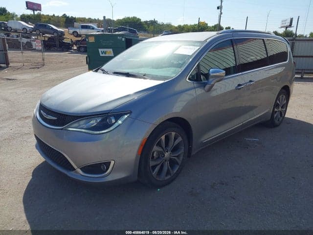 2019 CHRYSLER PACIFICA LIMITED 2