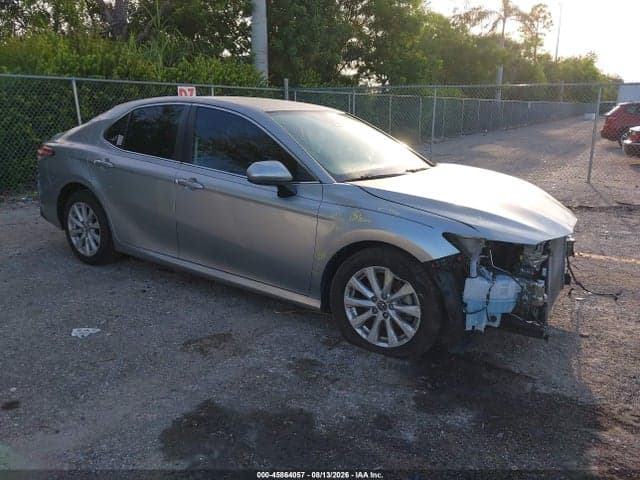2020 TOYOTA CAMRY LE
