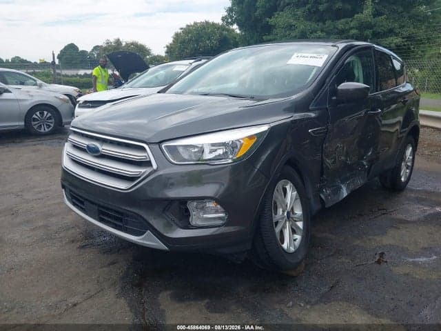 2019 FORD ESCAPE SE 2