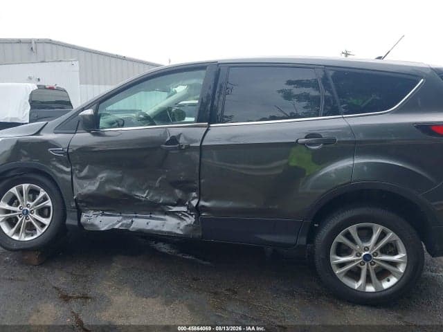 2019 FORD ESCAPE SE 14